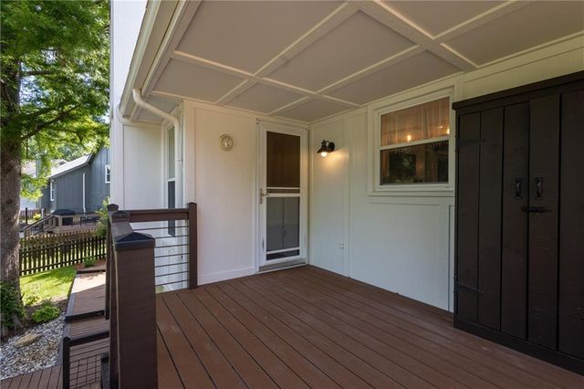 304 SE Brownfield Drive, Lee's Summit, MO 64063