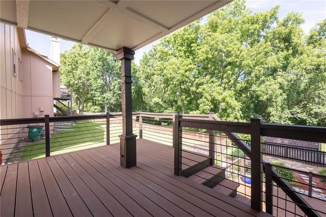 304 SE Brownfield Drive, Lee's Summit, MO 64063