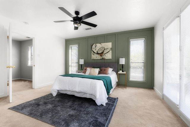 503 San Jacinto ST, Lockhart, TX 78644