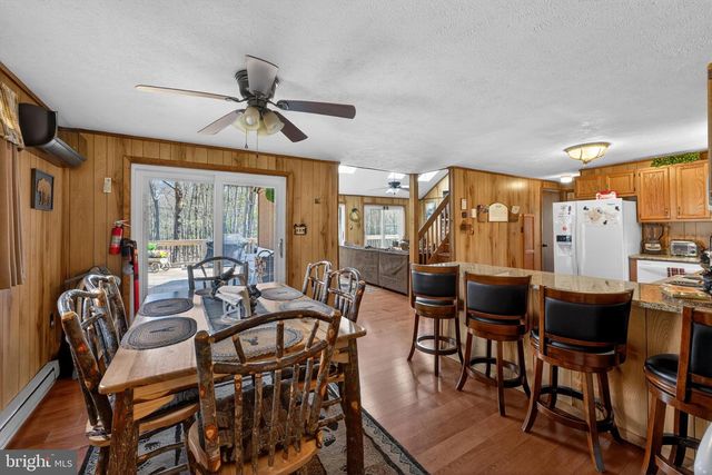 2038 BEAVER RUN RD, Pocono Lake, PA 18347
