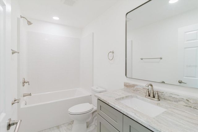 3128 12TH STREET COURT E, Bradenton, FL 34208