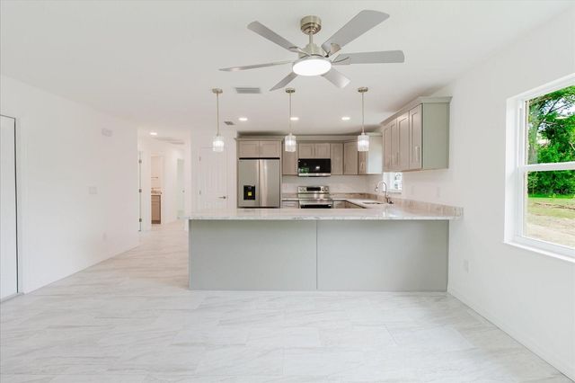 3128 12TH STREET COURT E, Bradenton, FL 34208
