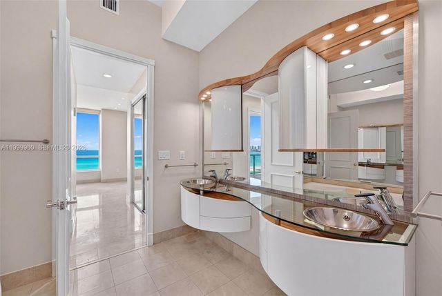 18101 Collins Ave 5104, Sunny Isles Beach, FL 33160