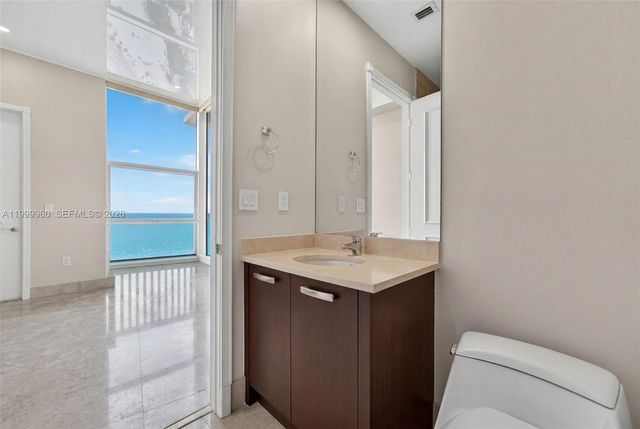 18101 Collins Ave 5104, Sunny Isles Beach, FL 33160