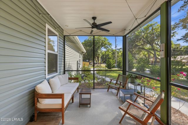 2620 Mossy Oaks Road, Beaufort, SC 29902