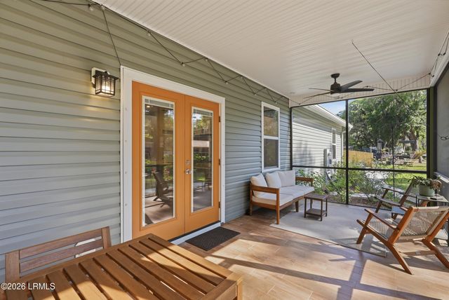 2620 Mossy Oaks Road, Beaufort, SC 29902