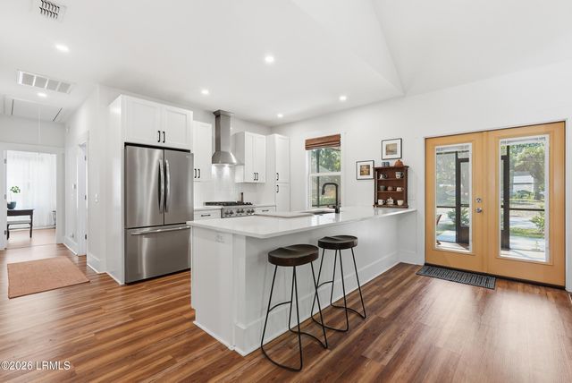 2620 Mossy Oaks Road, Beaufort, SC 29902