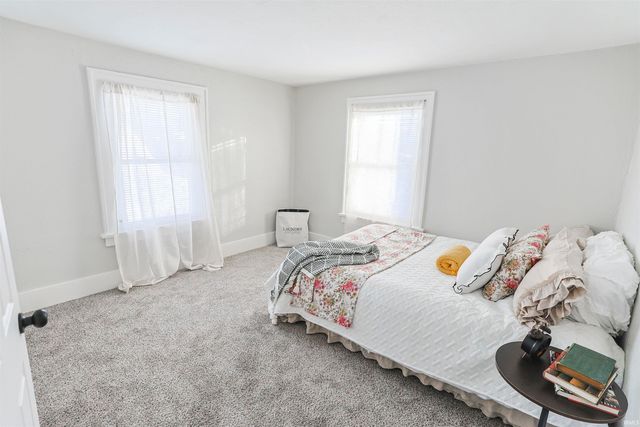 811 E Ewing Avenue, South Bend, IN 46613