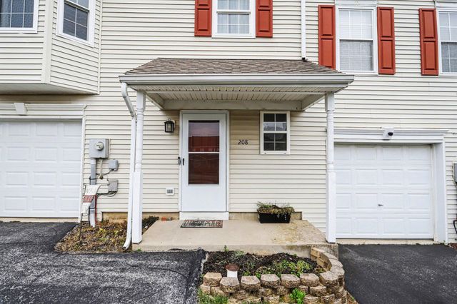 208 COUNTRY RIDGE DR, Red Lion, PA 17356