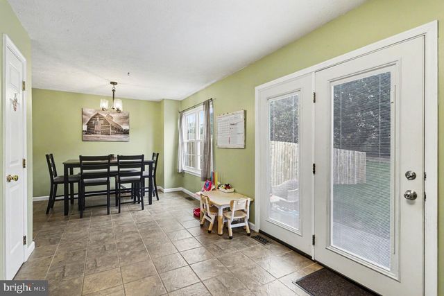 208 COUNTRY RIDGE DR, Red Lion, PA 17356
