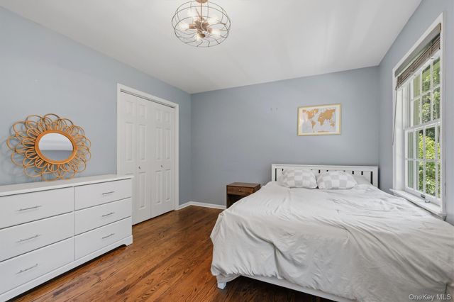 8 Sills Court, Warwick, NY 10990