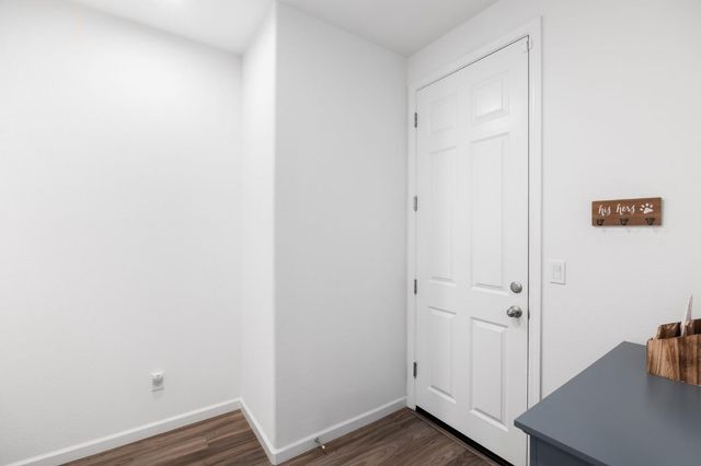 1552 Egyptian Way, Olivehurst, CA 95961