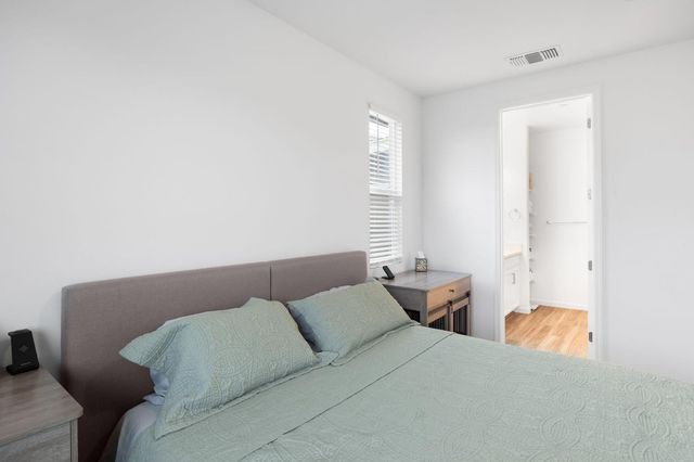 1552 Egyptian Way, Olivehurst, CA 95961