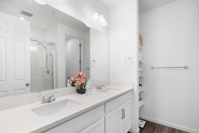 1552 Egyptian Way, Olivehurst, CA 95961