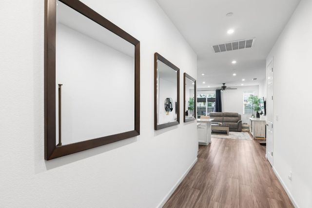 1552 Egyptian Way, Olivehurst, CA 95961