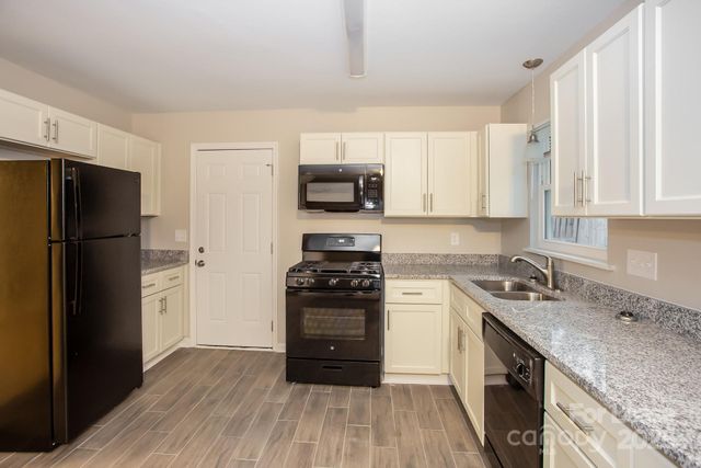 10321 Roundhouse Circle, Mint Hill, NC 28227