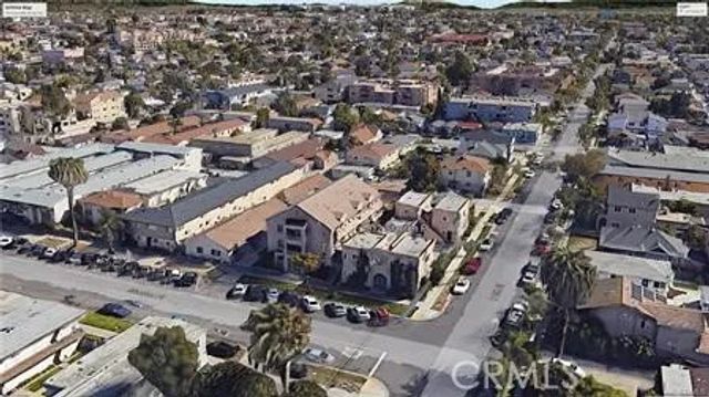 1512 N Stanton, Long Beach, CA 90804