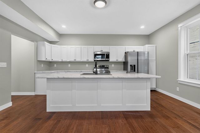 404 Allen Street, Waterloo, IA 50701