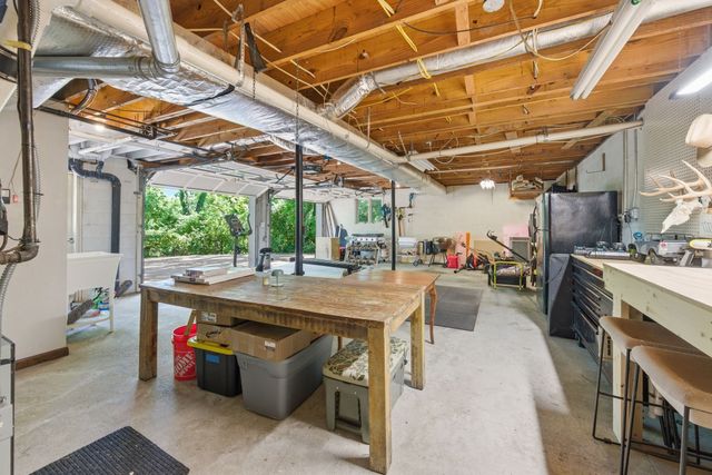 934 Giant Oak Dr, Nashville, TN 37217