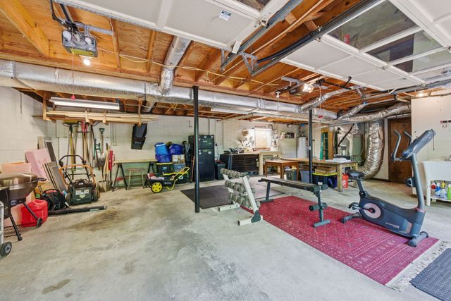 934 Giant Oak Dr, Nashville, TN 37217