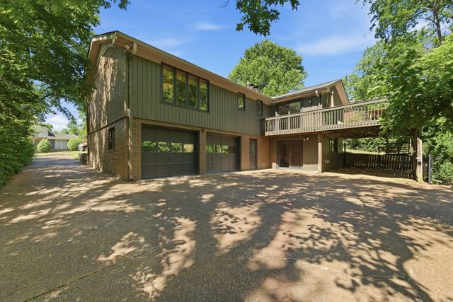 934 Giant Oak Dr, Nashville, TN 37217
