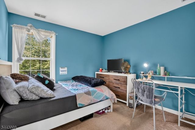 33 Summit Rd, Green Twp., NJ 07821