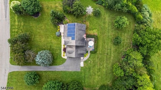 33 Summit Rd, Green Twp., NJ 07821