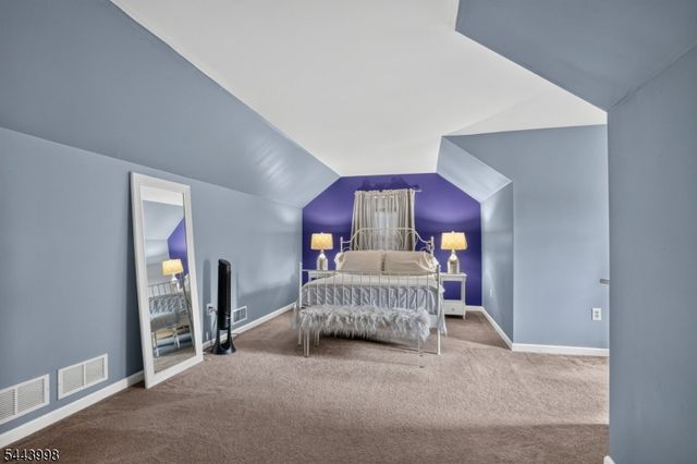 33 Summit Rd, Green Twp., NJ 07821