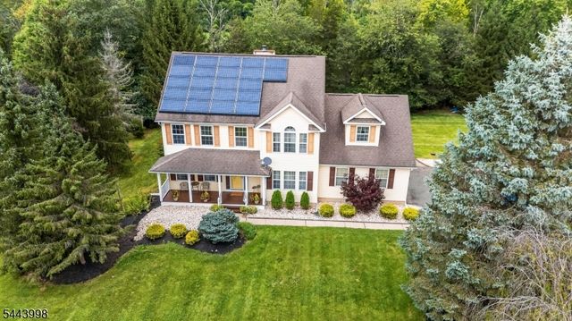 33 Summit Rd, Green Twp., NJ 07821