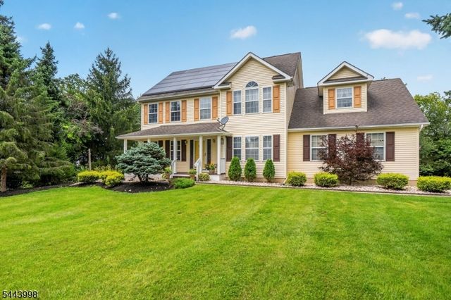 33 Summit Rd, Green Twp., NJ 07821