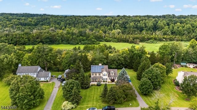 33 Summit Rd, Green Twp., NJ 07821