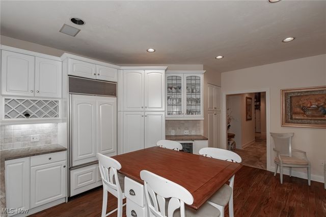 26 Haskell Drive, Bratenahl, OH 44108