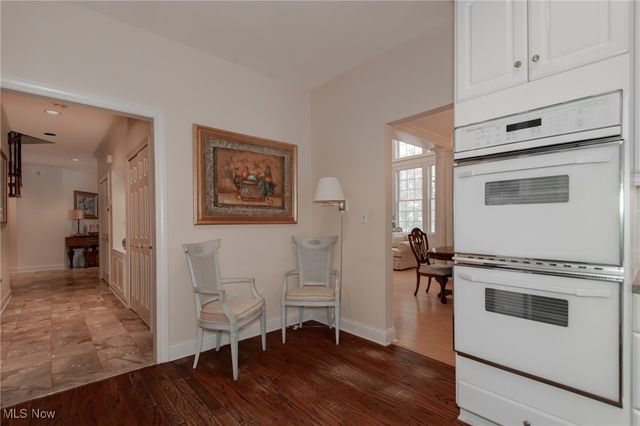 26 Haskell Drive, Bratenahl, OH 44108