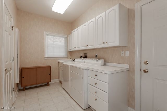 26 Haskell Drive, Bratenahl, OH 44108