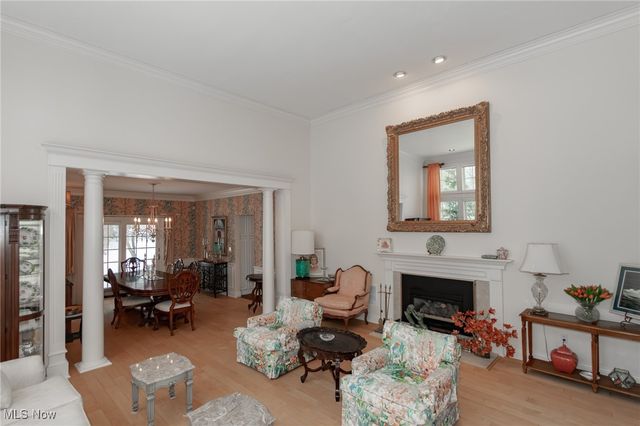 26 Haskell Drive, Bratenahl, OH 44108