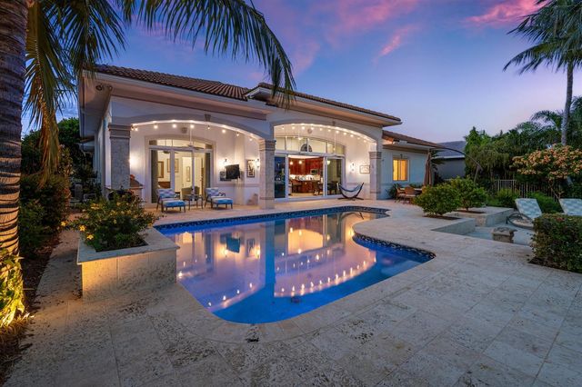 2760 NE 51st Street, Lighthouse Point, FL 33064