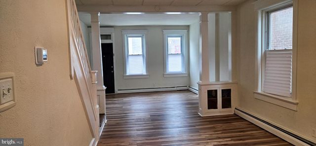 143 GRAND ST, Trenton, NJ 08611