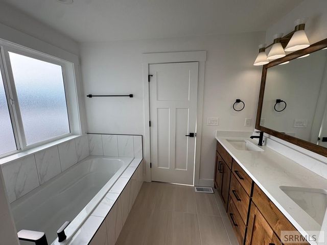 1574 N 845 E, Shelley, ID 83274