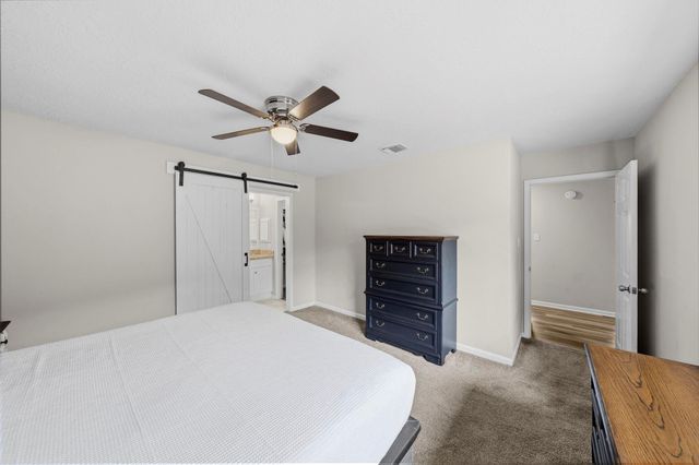 7235 Sonnet Glen Lane, Houston, TX 77095