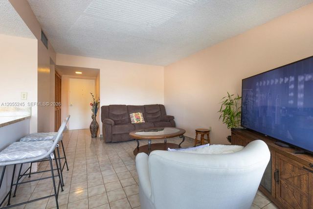 9350 W Flagler Street 208B, Miami, FL 33174