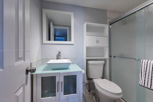 9350 W Flagler Street 208B, Miami, FL 33174