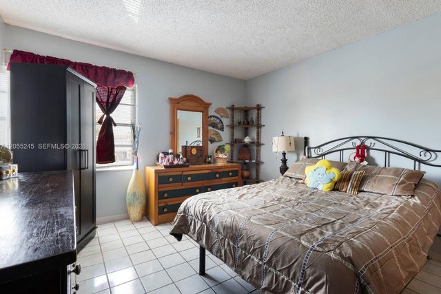 9350 W Flagler Street 208B, Miami, FL 33174