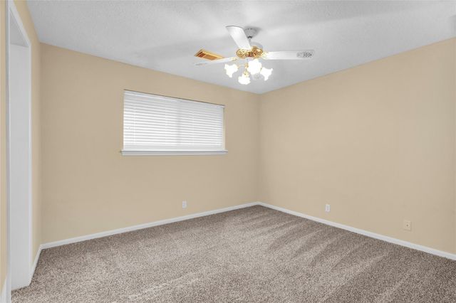 611 N Hickory Street, Tomball, TX 77375