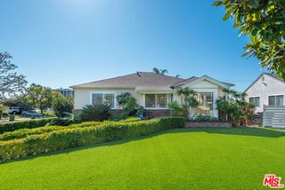 6320 W 83rd Street, Los Angeles, CA 90045