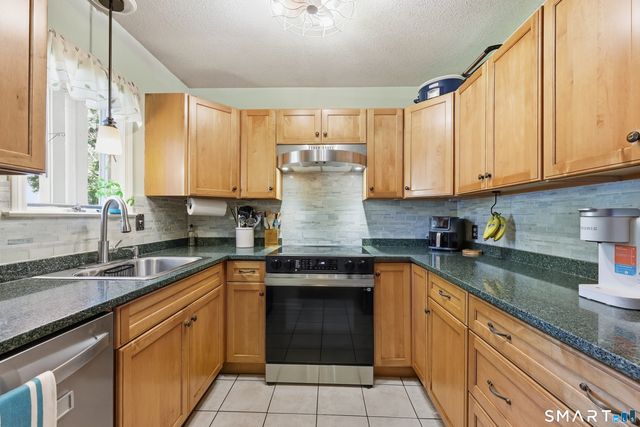 75 Rosemary Lane 75, Newington, CT 06111