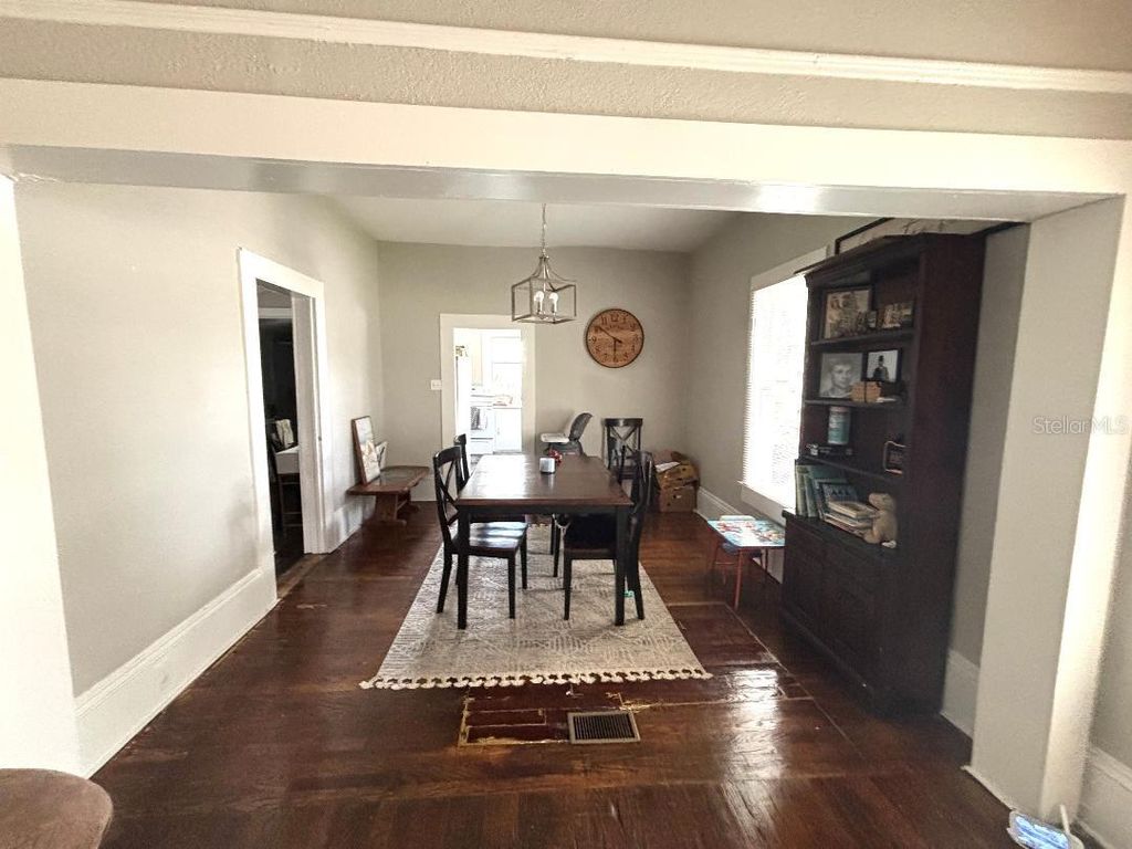 Image 12 of property listing at 306 MURRAY STREET, New Smyrna Beach, FL 32168