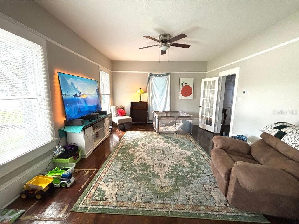 Image 13 of property listing at 306 MURRAY STREET, New Smyrna Beach, FL 32168