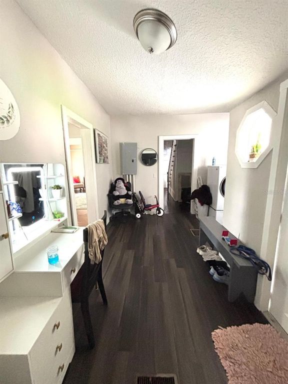 Image 15 of property listing at 306 MURRAY STREET, New Smyrna Beach, FL 32168