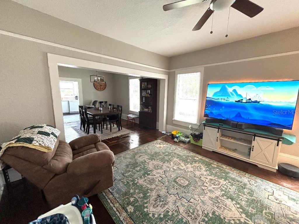 Image 10 of property listing at 306 MURRAY STREET, New Smyrna Beach, FL 32168