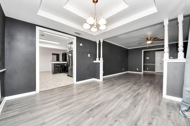 5001 Glenhaven Drive, Baytown, TX 77521